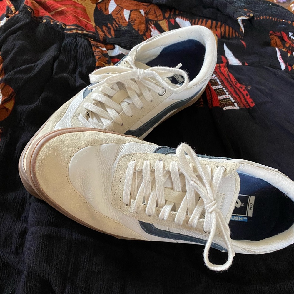 LAST CHANCE! VANS UltracrushHD PRO beige Shoes